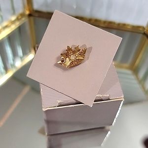 Avon Golden Crown Tiara Tie Vintage Lapel Tack Pin